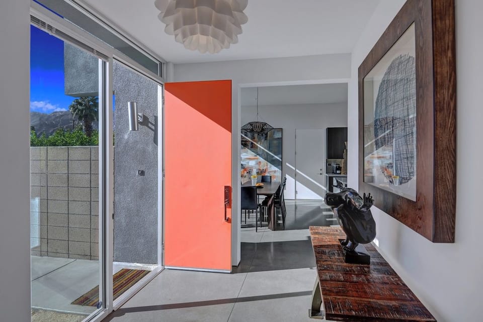 K0072 - 06 - ENTRY WAY.jpg