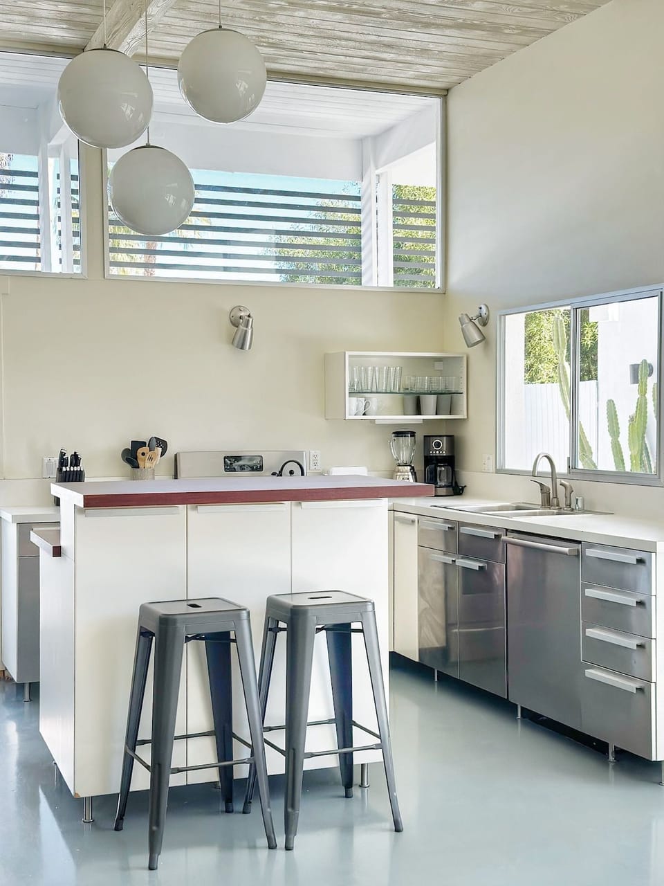 KITCHEN 2
