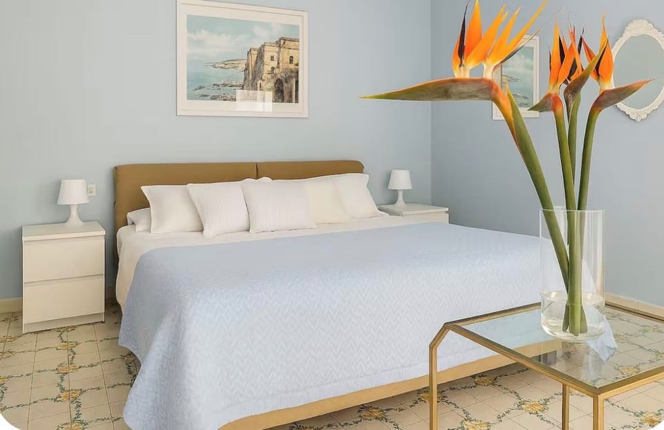Sorrento Pool House: Spacious Family Apartment in the Center Apartment in Sorrento