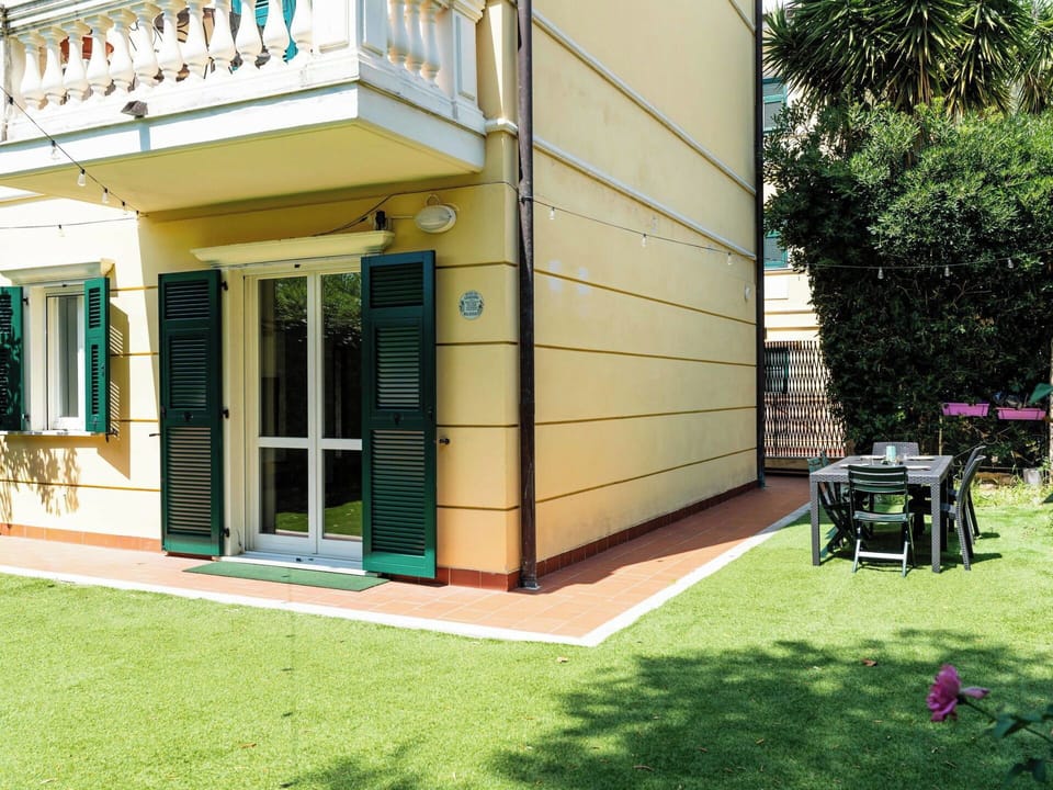 Door, Balcony, Home Door, Wood Stain, Houseplant, Siding, Window Covering, Porch, Window Treatment
