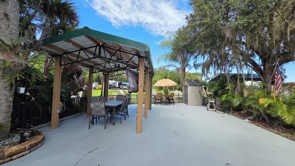 Waterfront RV Oasis: Dock & Pavilion  Lot 561 (3683)