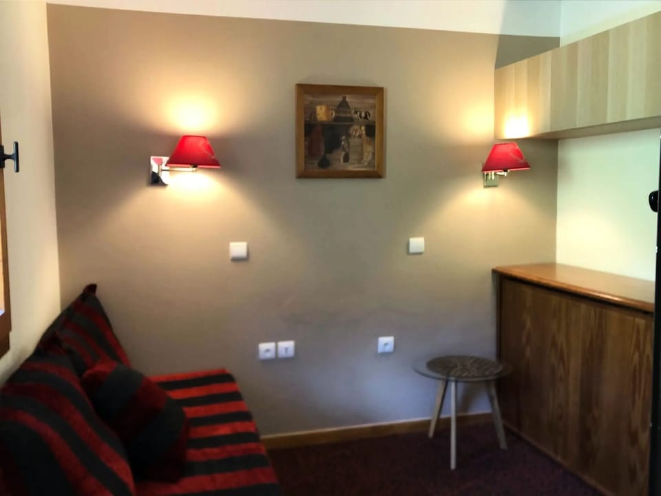 Studio for 4 people (+ 1 child) with a sleeping area at the base of the slopes Apartment in Landry