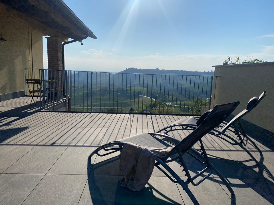 Beautiful accommodation with a hot tub and a large terrace in Monforte D'Alba House in Piedmont