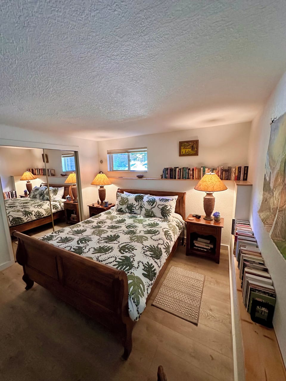 Cozy couple's getaway near ferry terminal Apartment in Bainbridge Island