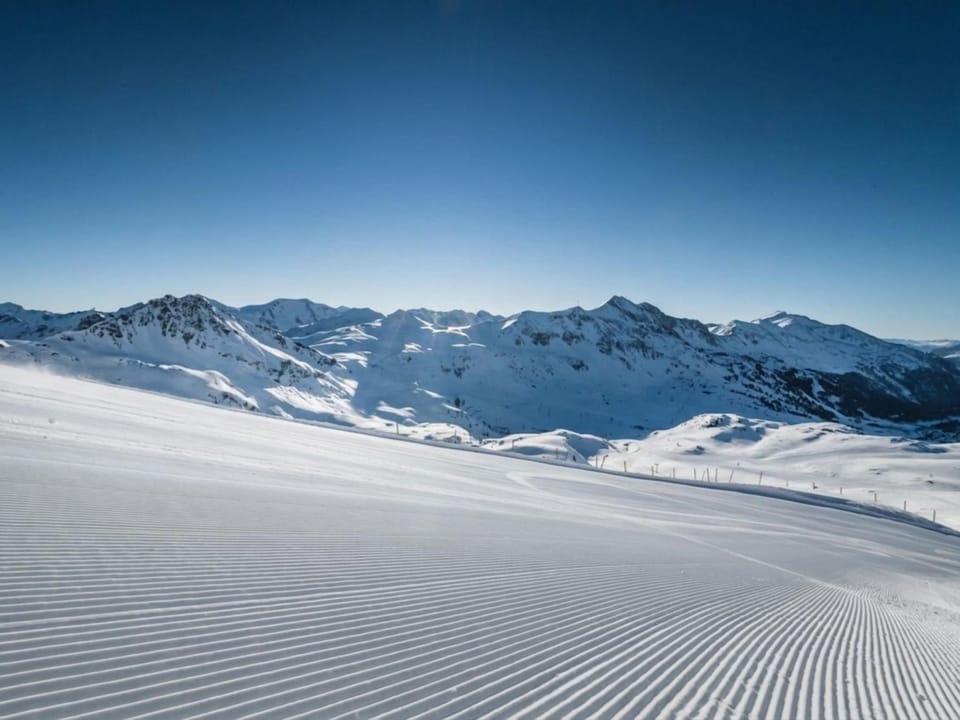 Region [winter] (>5 km)