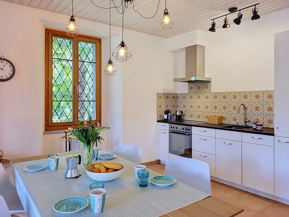 Furniture, Interior Design, Chair, Flooring, Table, Resort, Floor, Ceiling, Room, Eco Hotel