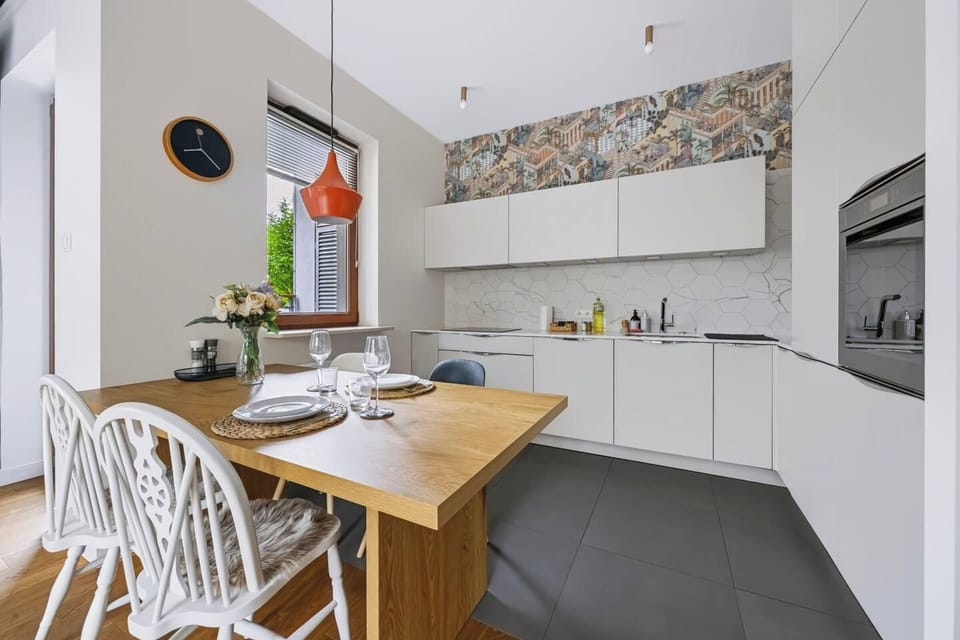 Fully equipped kitchen | Book now with Rentujemy