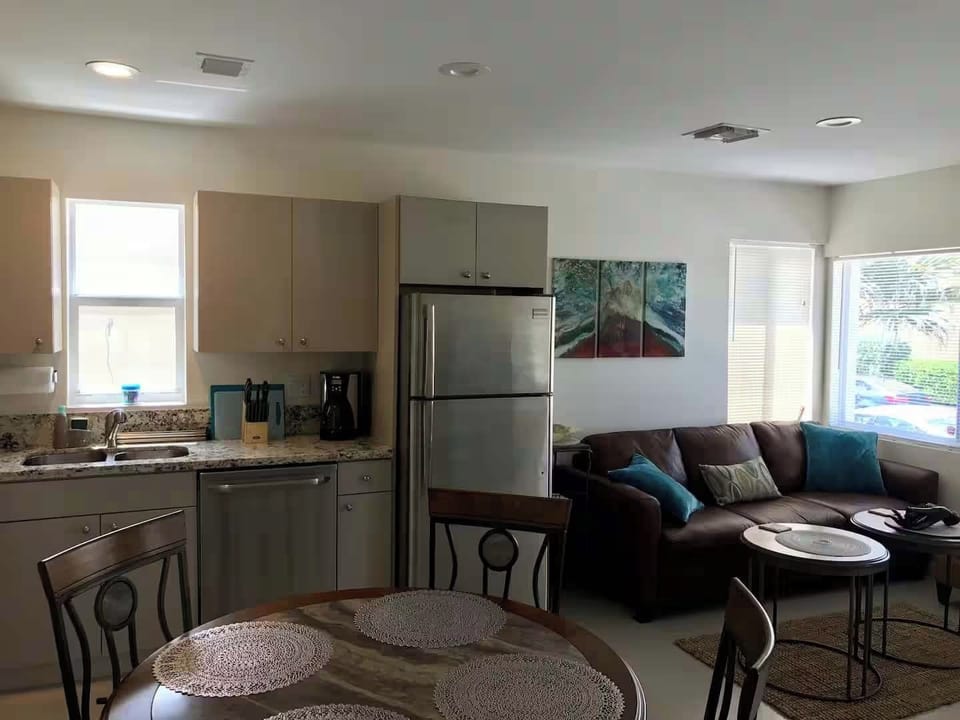 Kitchen - Dining