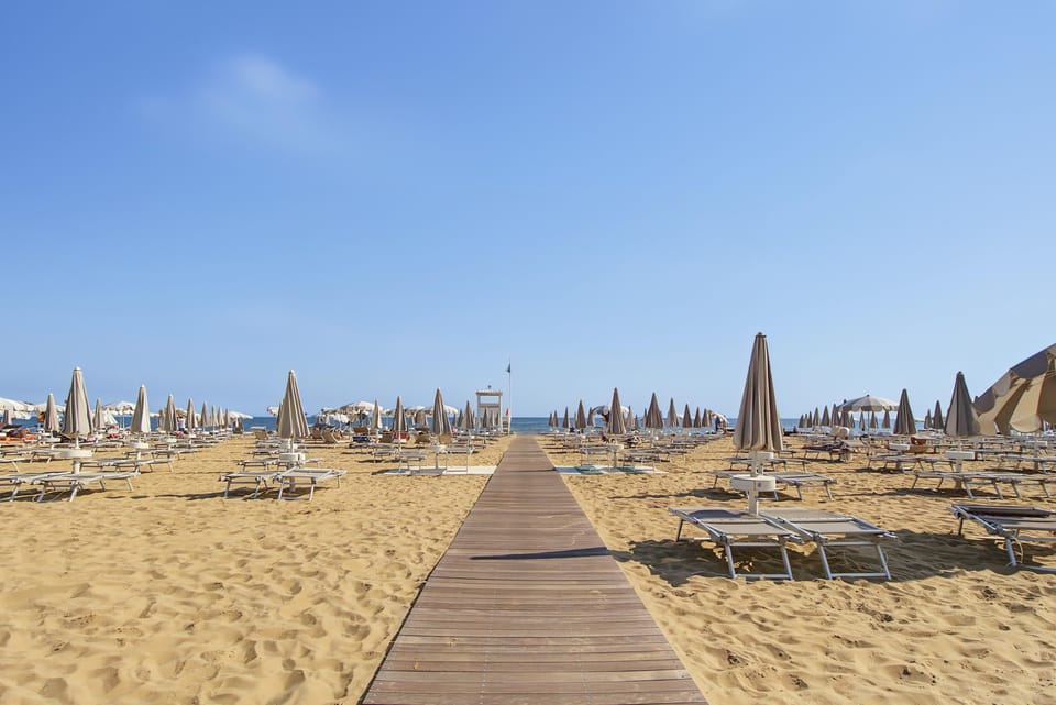Loft 'Civico 52' with Wi-Fi and Air Conditioning Apartment in Lido di Jesolo