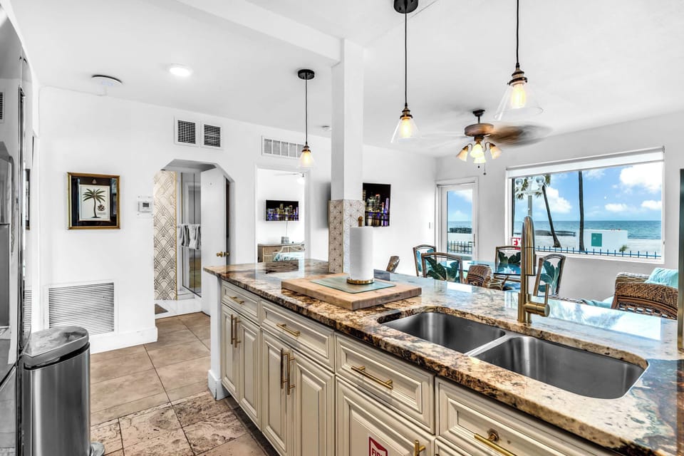 The open kitchen is well equipped for an unforgettable getaway​