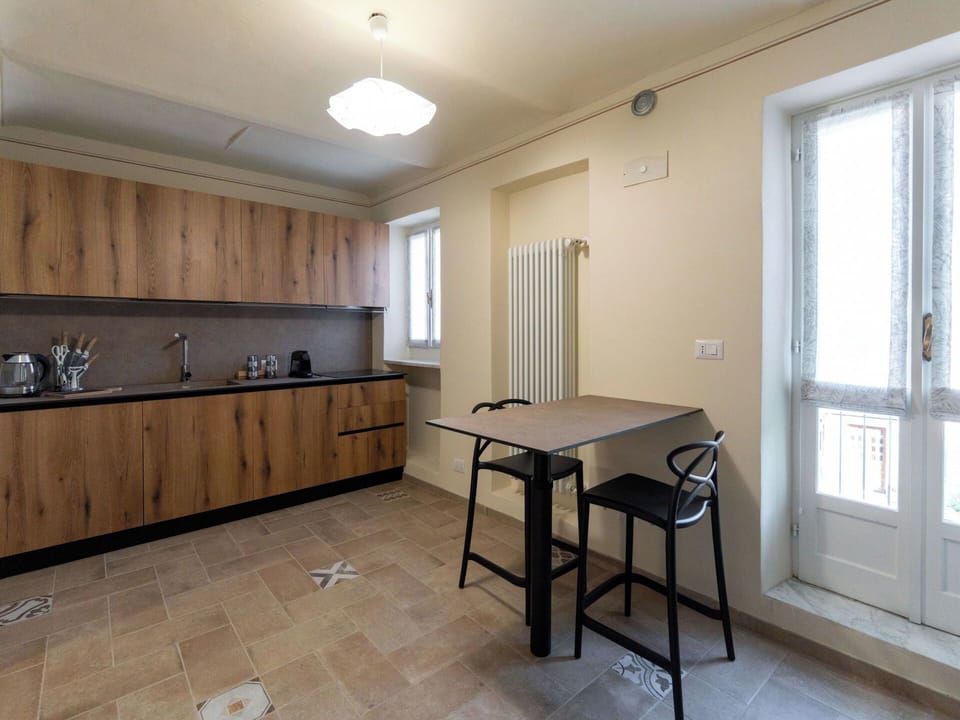 Furniture, Interior Design, Flooring, Floor, Ceiling, Room, Chair, Table, Apartment, Kitchen & Dining Room Table