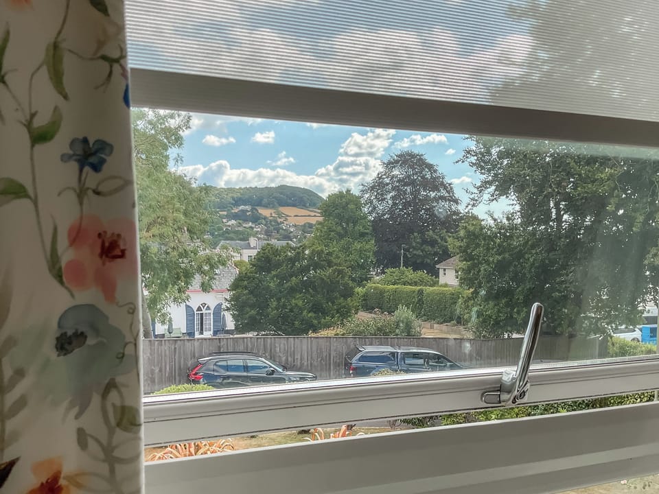 Twin bedroom | Woodlands, Devon, Sidmouth, Salcombe Regis, Budleigh Salterton, Seaton
