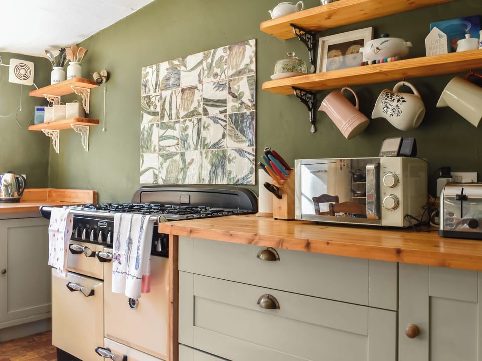 Double bedroom | Stone Cottage, Horsham Saint Faith
