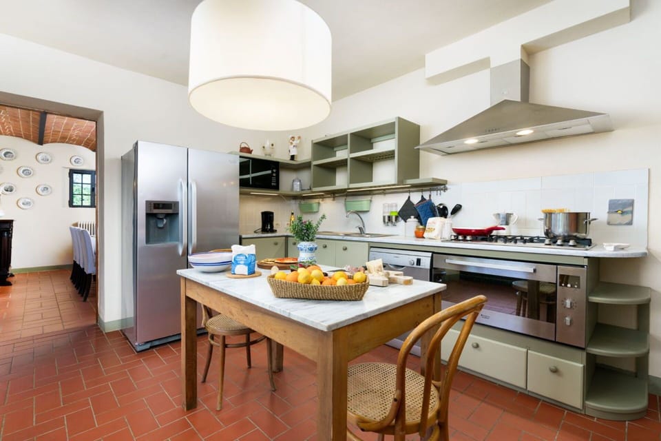 Autumn, Kitchen, Spring, Summer