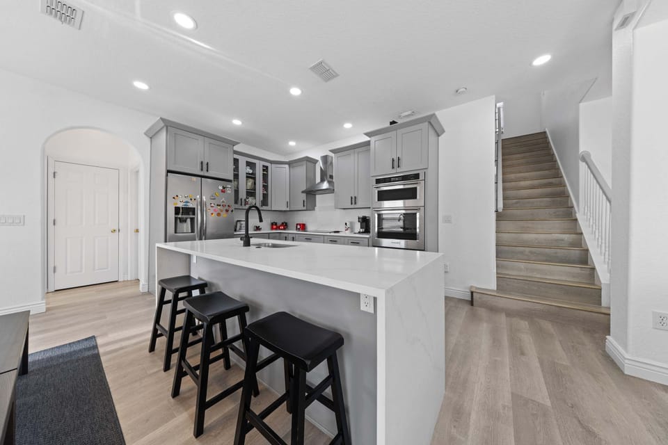 A spacious kitchen and dining for 8 make meals memorable