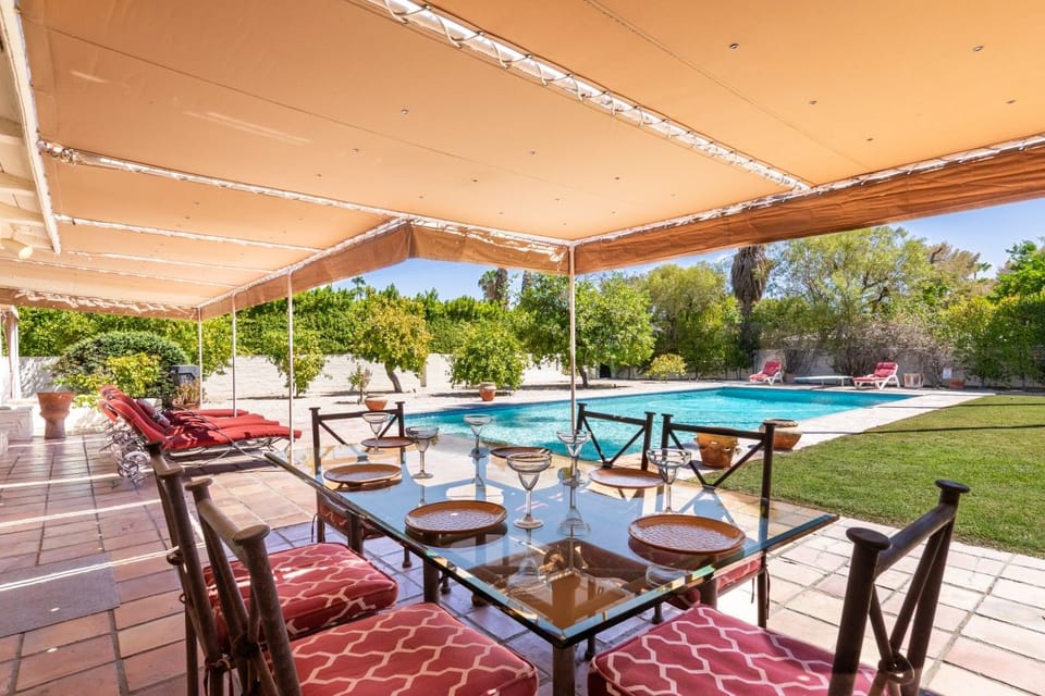 Dine alfresco
