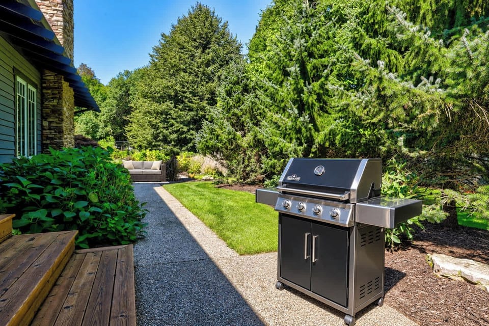 Perfect for grilling, cocktails, and laid-back afternoons in the garden