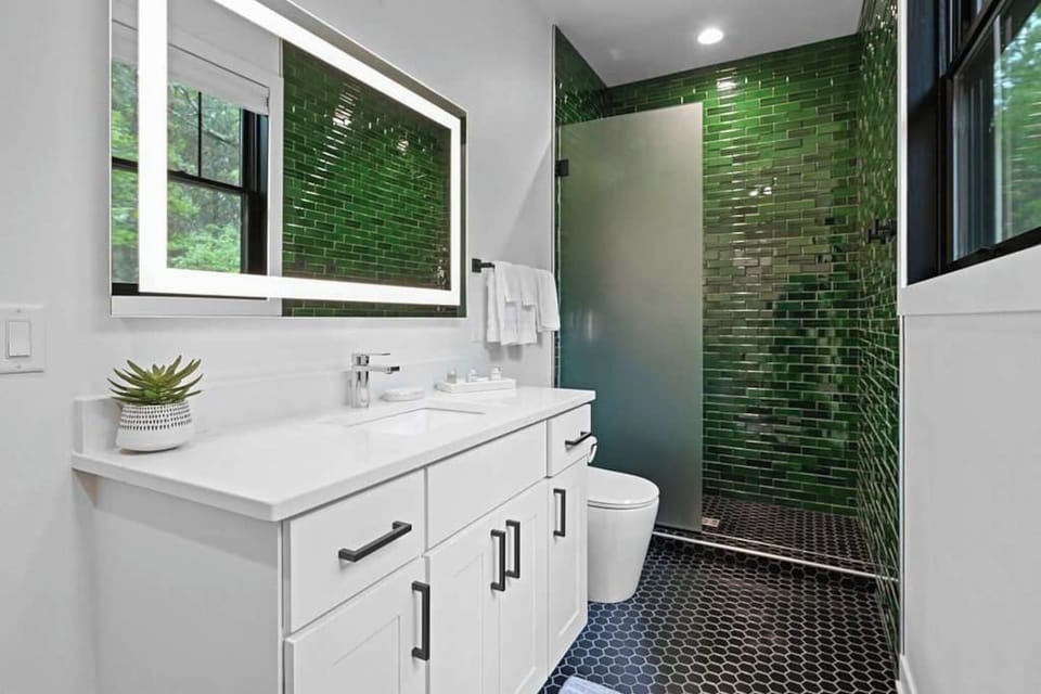 Clean, modern bathroom w/ a fresh, polished look