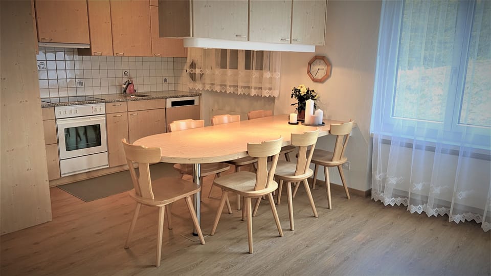 Seegarten Vacation Rental Right on Lake Heidsee Apartment in Lantsch/Lenz