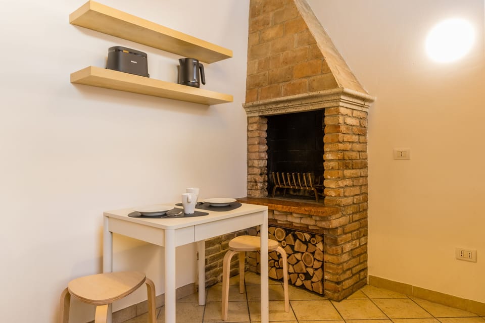 Vacation Home 'Palazzo Barbaro Home' with Shared Garden, Wi-Fi and Air Conditioning House in Padua