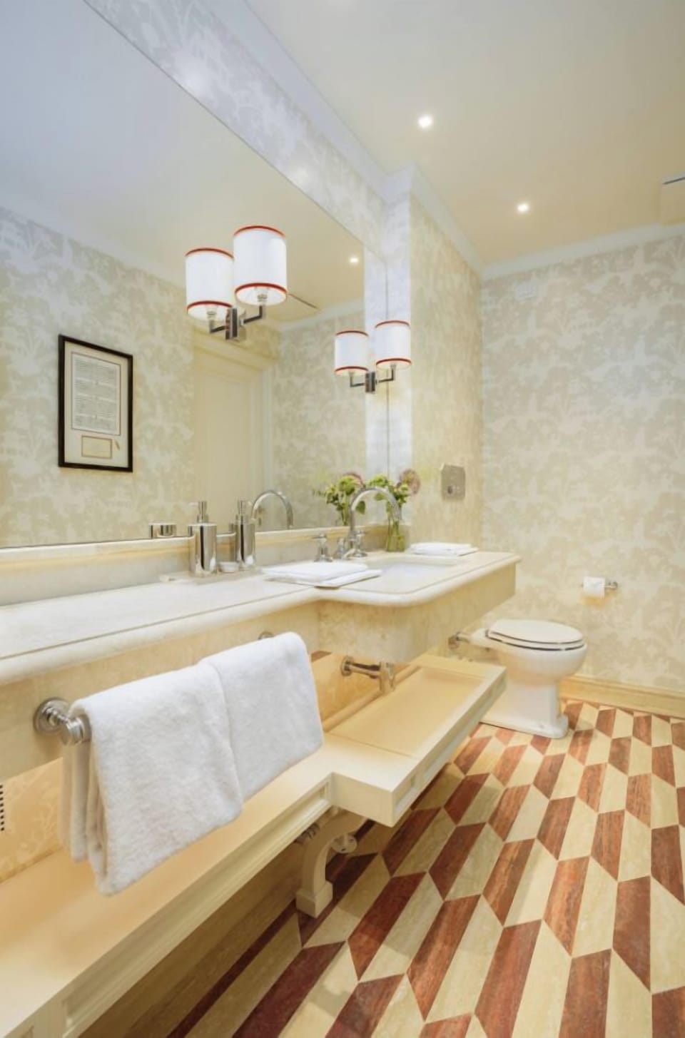 GRAND FLORENTINE APARTMENT WITH FRESCOED CEILINGS NEAR THE UFFIZI Apartment in Florence