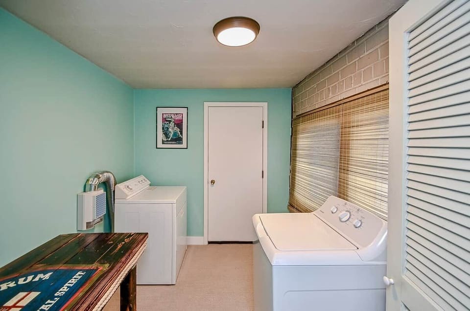 Washer and dryer available for use at no additional charge. We will have Tide pods and dryer sheets for you, if you need more or don't see them just message us. 