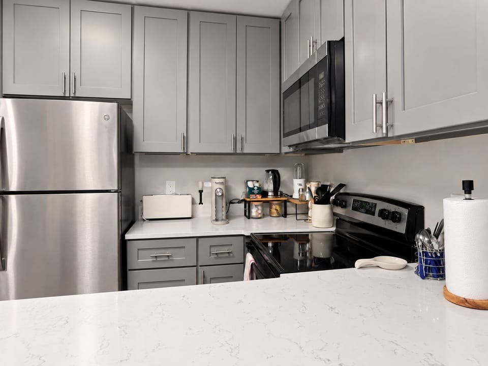 Brew your morning tea or coffee at the handy countertop kettle station.