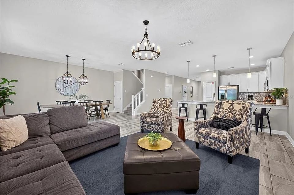 Enchanting 8BR Villa w/ Movie Room, Resort - by Blue Sky Villas House in Osceola County