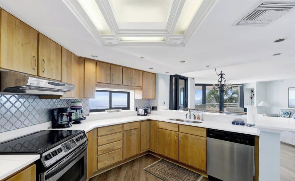 E 106 Three Bedroom End unit with Stunning Gulf front Views! Apartment in Ono Island
