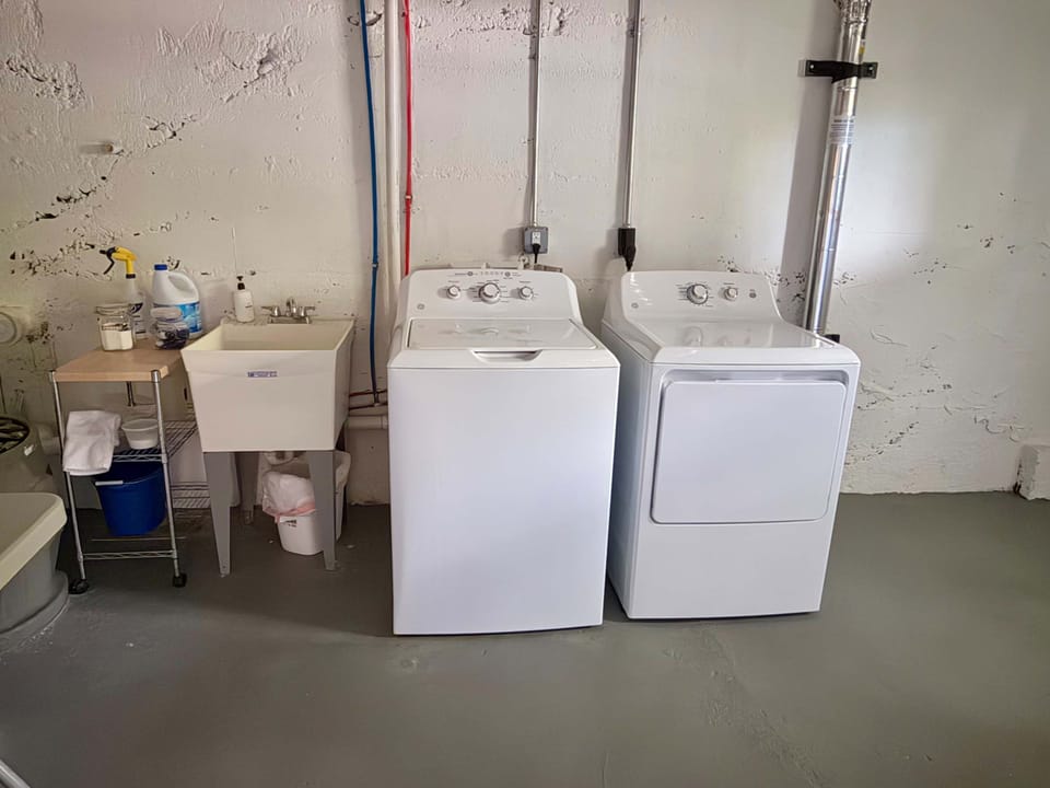 Unit gets its own laundry facilities!