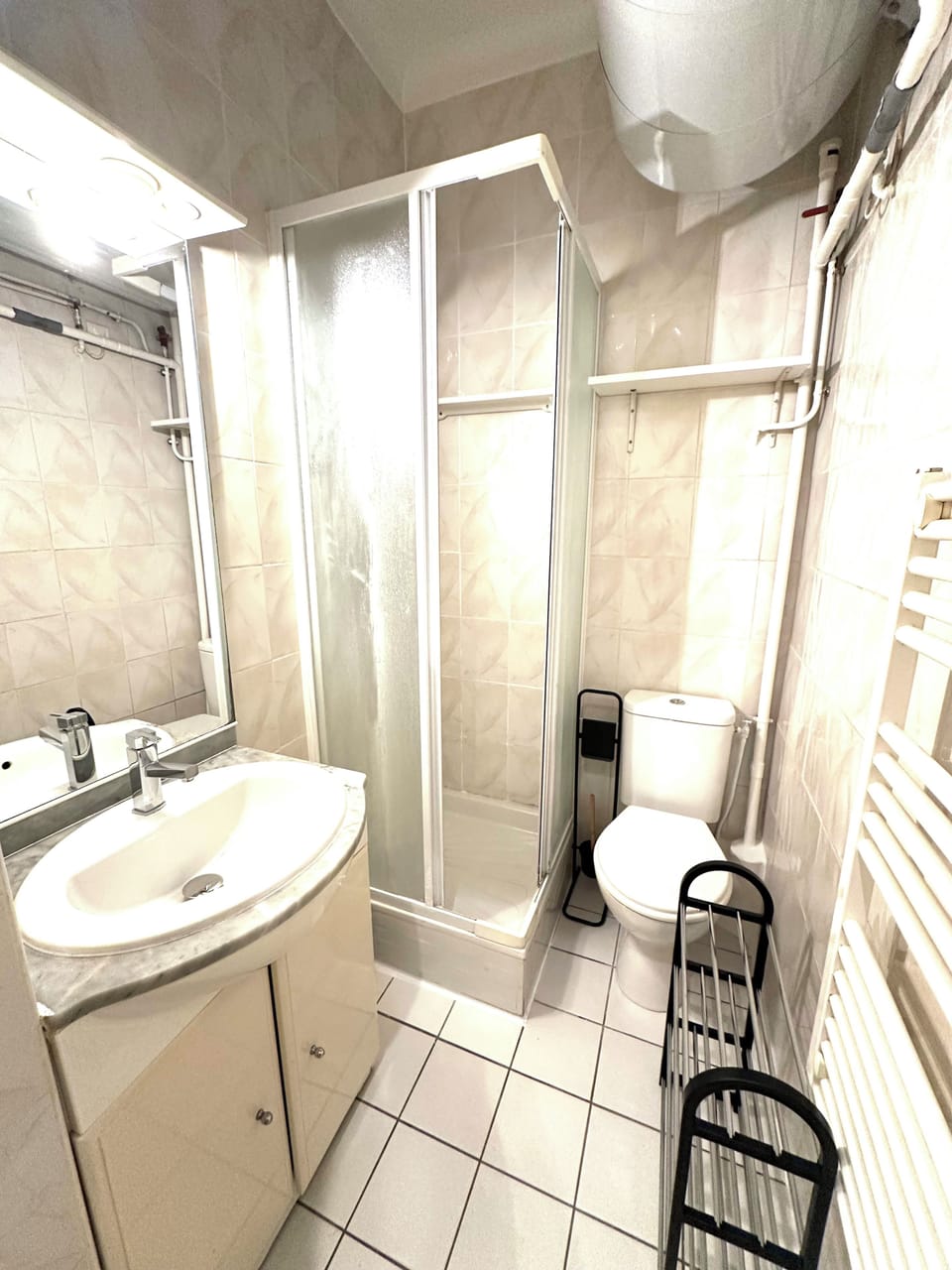 Studio in Juan-les-Pins, a 5-minute walk from the beaches and downtown. Apartment in Antibes