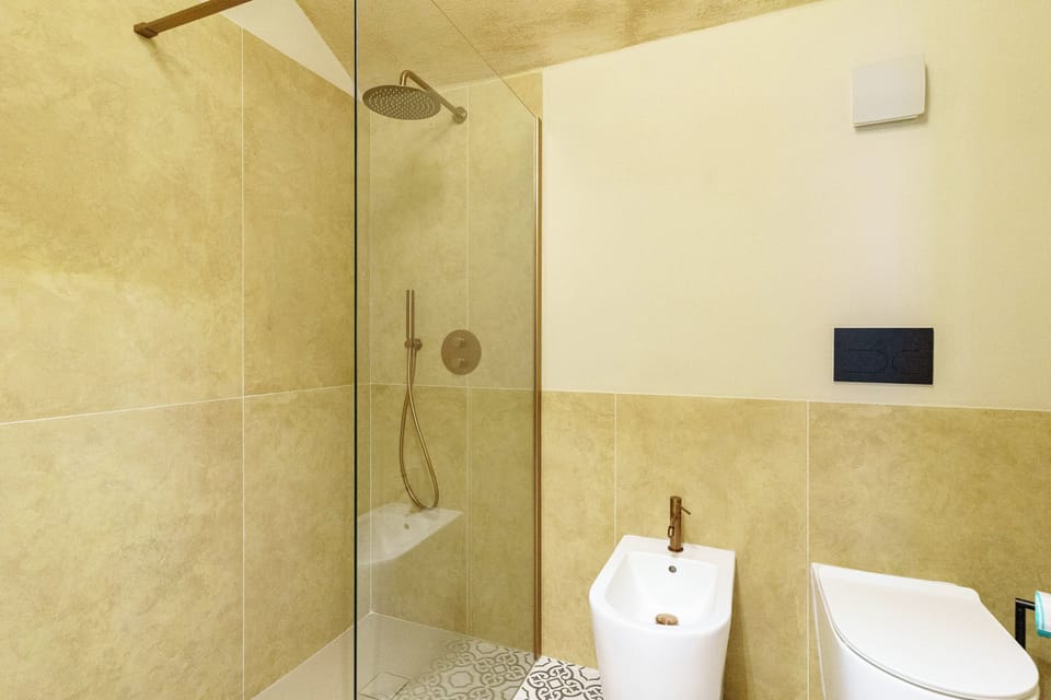 Independent studio apartment between Piazza Europa and San Giovanni Li Cuti, Catania House in Catania