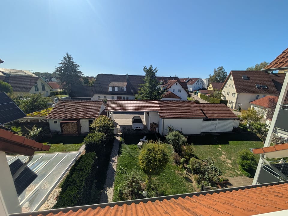 Apartment 'mit Schlaf- und Badezimmer im Haus' with Wi-Fi included Apartment in Friedrichshafen