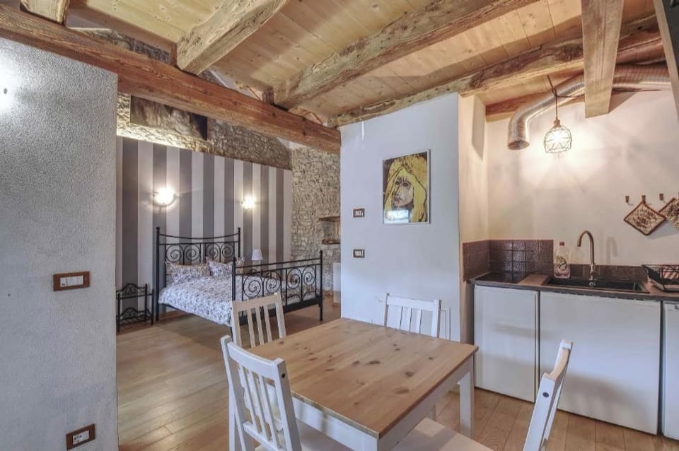 Grigia Romantic Boutique Hospitality Suite  Apartment in Veneto