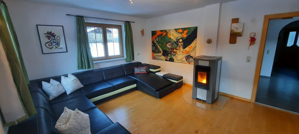 Apartment 'Rackhof' with Mountain View, Private Terrace and Wi-Fi Apartment in Tyrol