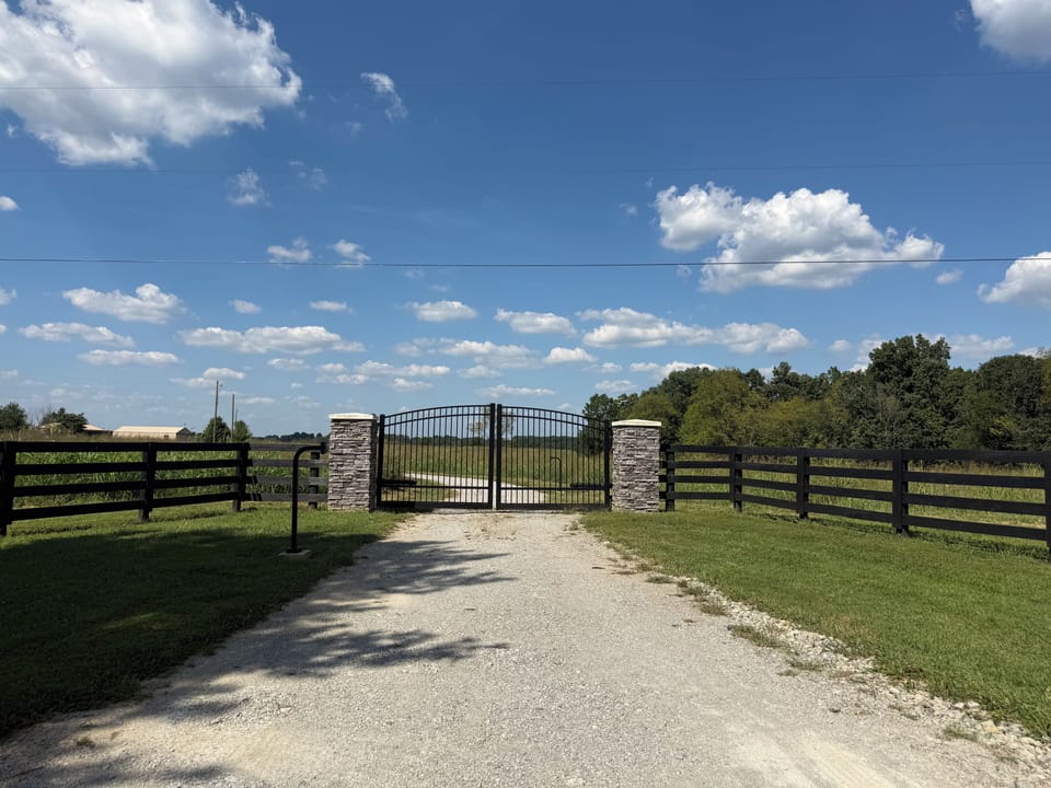 Peaceful 56 Acre Farm Retreat Near Louisville House in Jefferson County