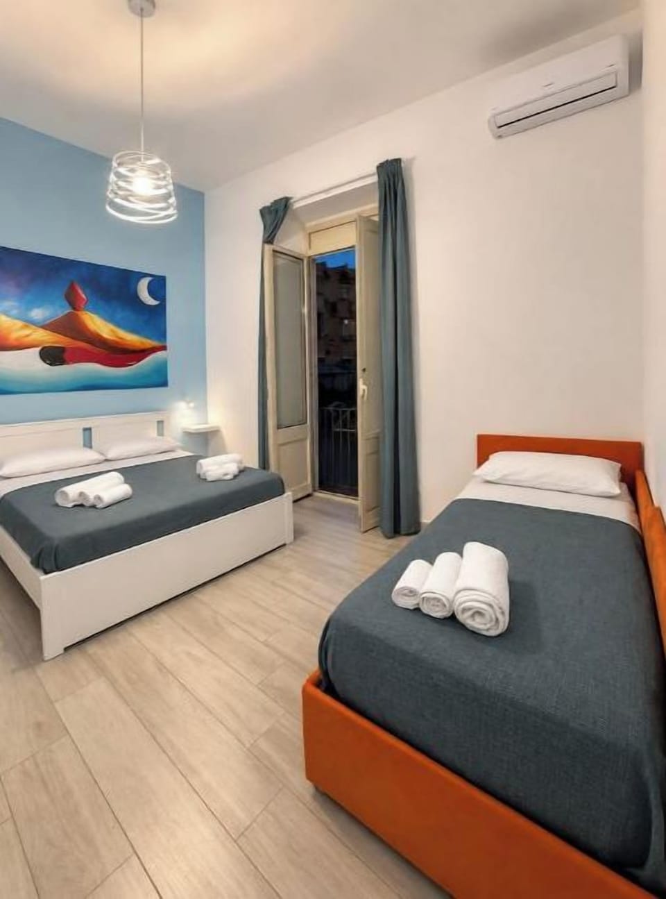 Appartamento accogliente a Napoli - Self Check in - Centro Storico Napoli House in Naples