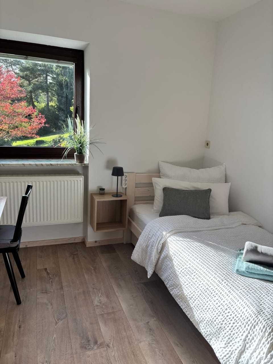 Cozy vacation rental in a green setting with a sunroom and terrace Apartment in Bavaria