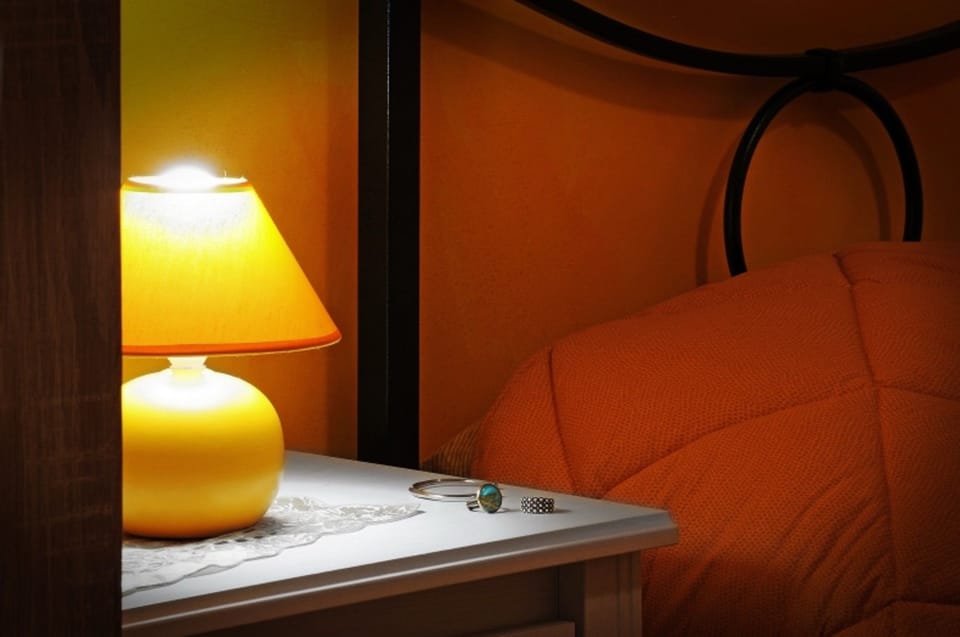 Room 'Love' with Shared Garden, Wi-Fi and Air Conditioning Apartment in Rome
