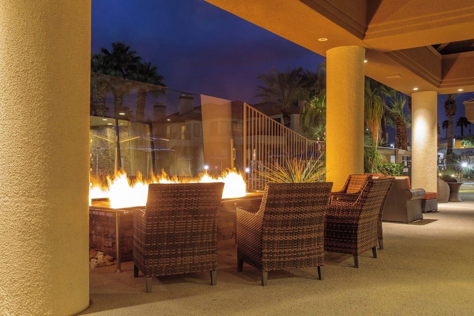 Stagecoach 2027 Rental at Marriott's Desert Villas I 2 Bedroom with full kitchen Resort in Palm Desert