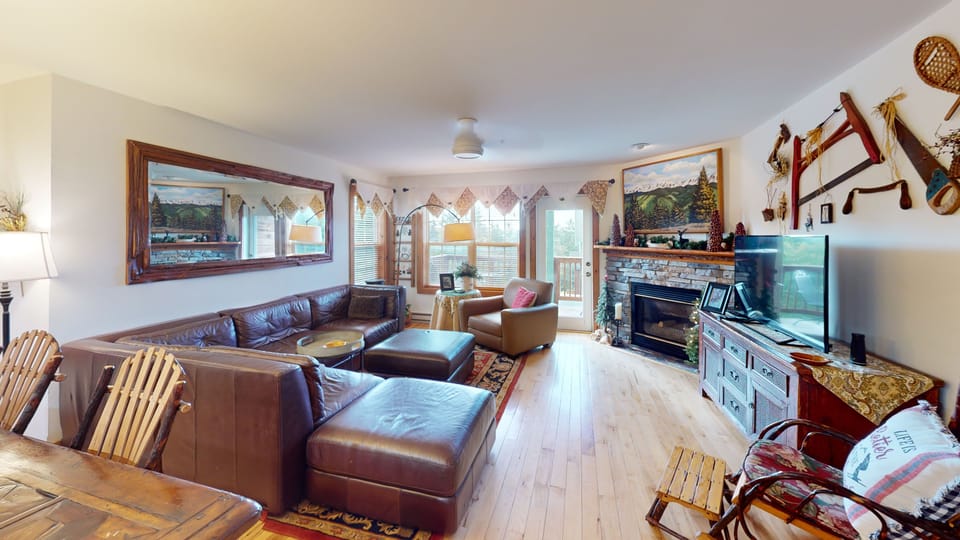 Furniture, Indoors, Living Room, Couch, Home Decor