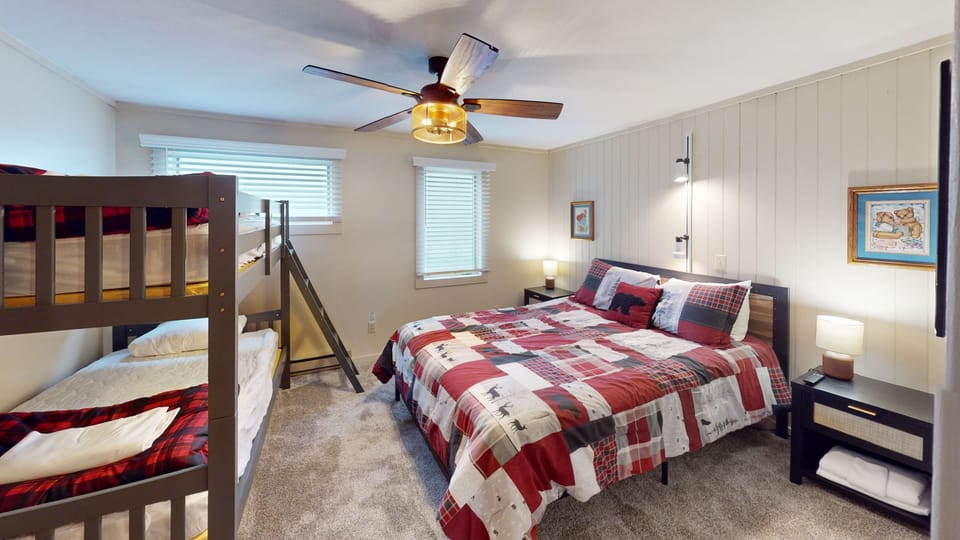 Bed, Bedroom, Furniture, Indoors, Room
