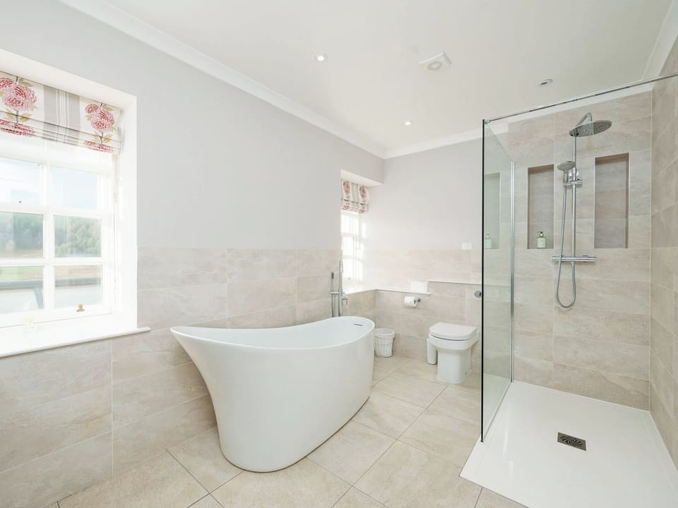 Main bedroom en suite with slipper bath | Ballogie House, Aboyne
