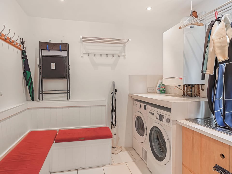 Utility room | The Hideaway, Braunton