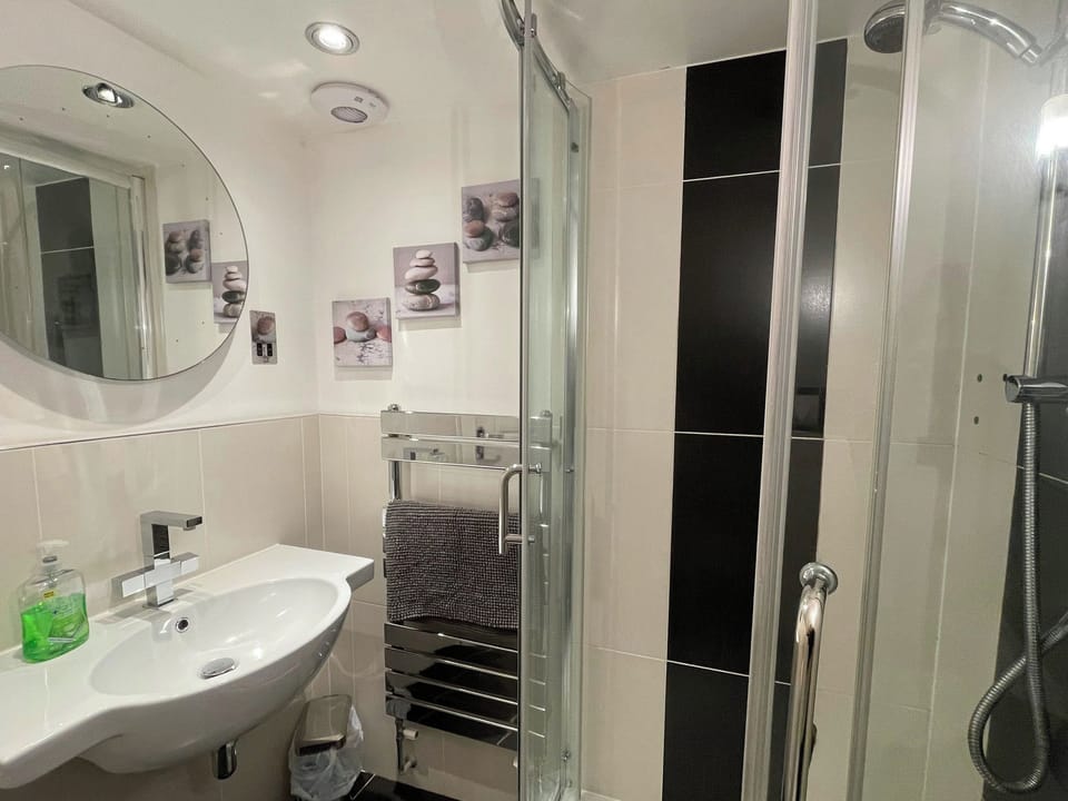 Campion Suite, Whitby