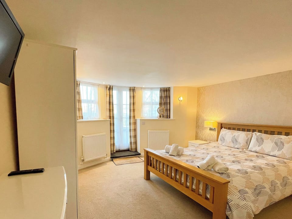 Campion Suite, Whitby