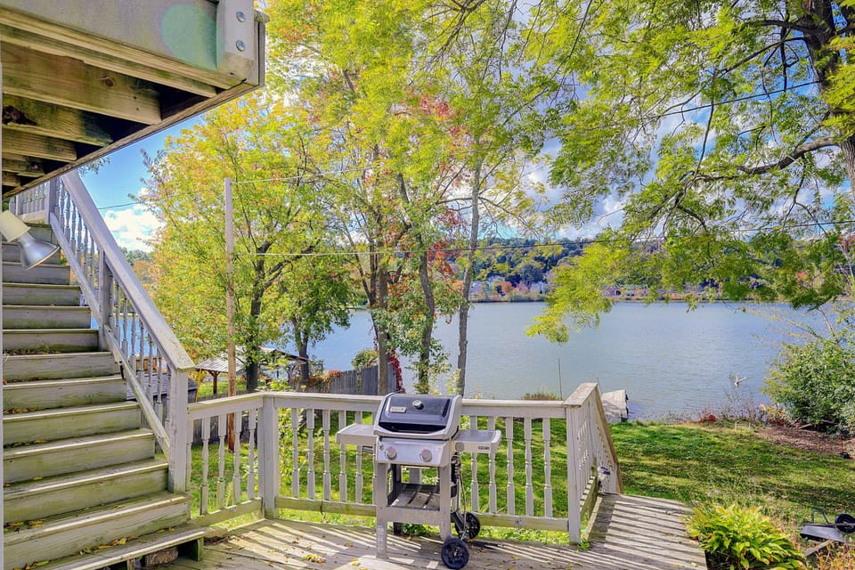 Shared Yard & Dock