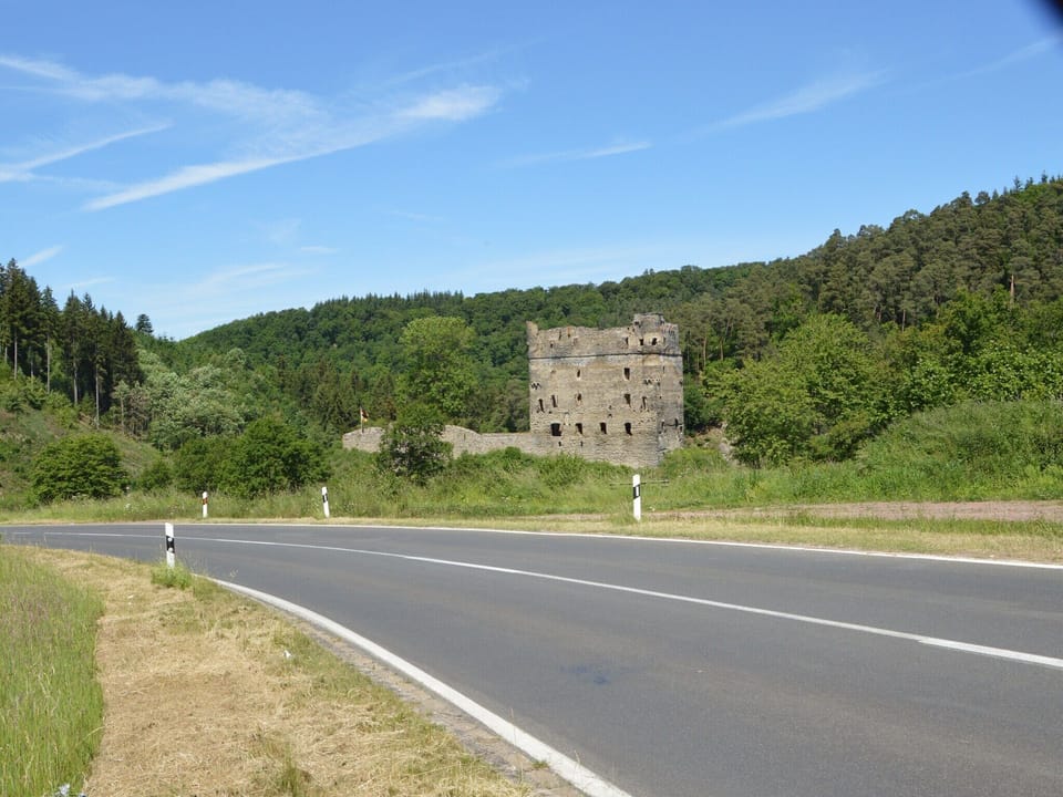 Surroundings [summer] (1-5 km)