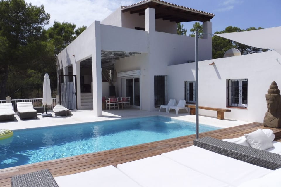 Holiday Home Exterior [summer]