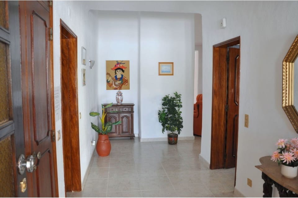 Entrance / Reception